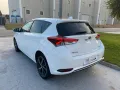 Toyota Auris 1.8 Hybrid Lounge *45.700 km