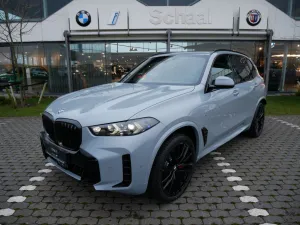 BMW X5 xDrive30d M Sport AHK PANO ACC 360° SH