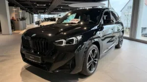 BMW X1 sDrive20i M Sportpaket +VORFÜHRWAGEN+