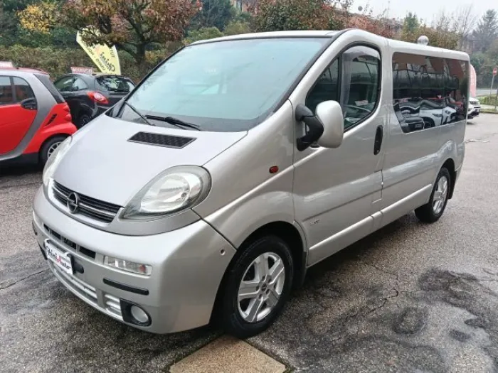 Opel OPEL Vivaro 27 1.9 DTI PC-TN Combi 8 POSTI+ GANC