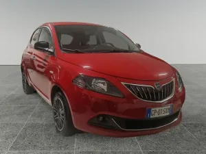 Lancia Ypsilon 1.0 FireFly 5 porte S&S Hybrid Go