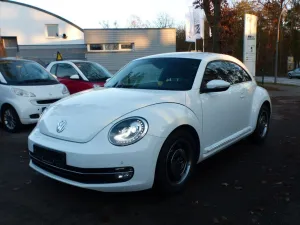 Volkswagen Beetle Lim. 1.4 TSI Cup Automatik Xenon Nav Prkh