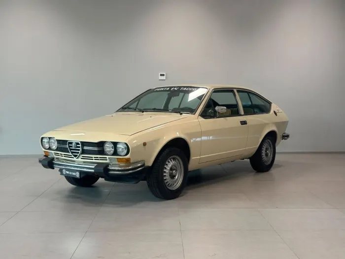 Alfa Romeo Alfetta 2.0 L