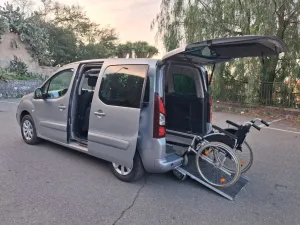 Peugeot Partner Pianale ribassato con rampa disa