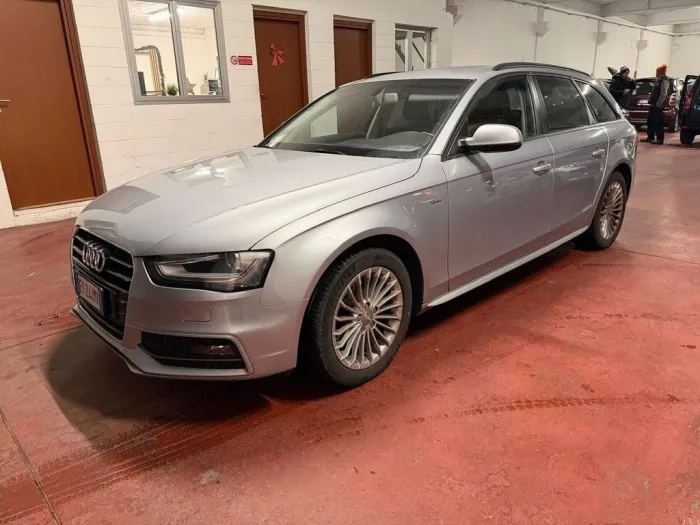 Audi A4 1.8 TFSI 170 CV quattro Business Plus S-