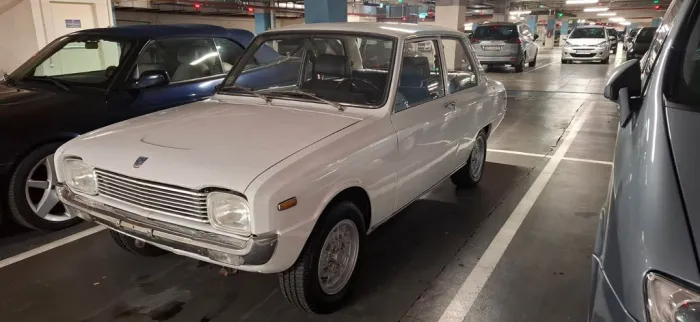 Mazda 1200 deluxe
