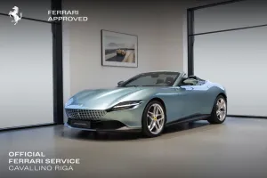 Ferrari Roma Spider
