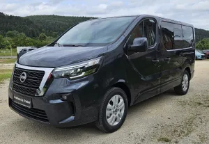 Nissan PRIMASTAR DCi150 8-Sitzer Tekna+Desgin+BES+AHK+W