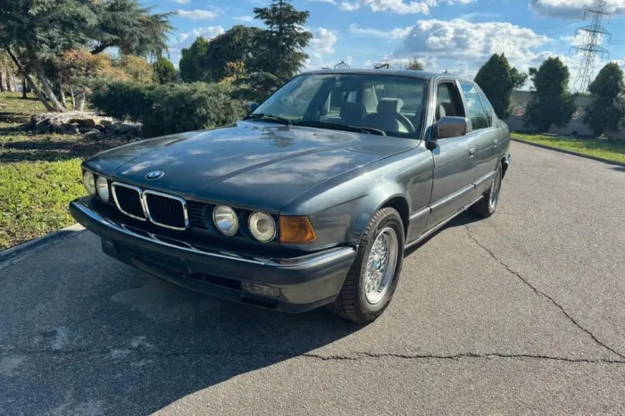 BMW 750