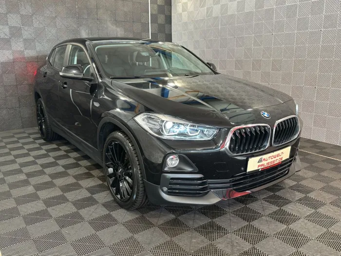 BMW X2 sDrive 18 i*BUSINESS*LED-HUD-NAVI-SITZ.HZ-PDC