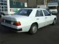 Mercedes-Benz E 230