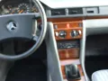 Mercedes-Benz E 230