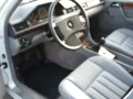 Mercedes-Benz E 230