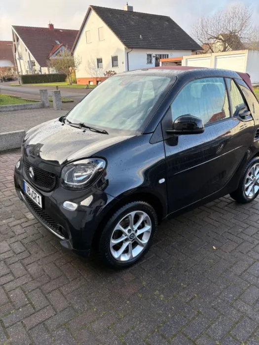 Smart ForTwo Cabrio 0.9 66kW -1. Hand 
