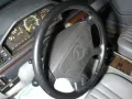 Mercedes-Benz 320