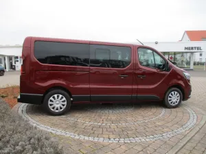 Renault Trafic Combi Lang 150PS Automatik