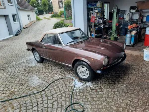 Fiat 124 Spider