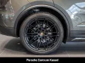 Porsche Macan Electric 4 Matrix LED