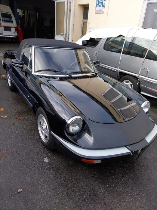 Alfa Romeo Spider 2.0