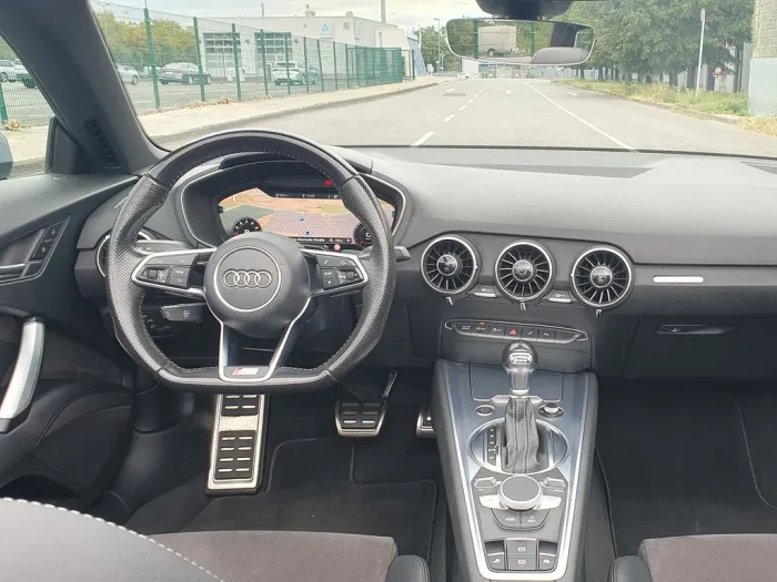 Audi TT Roadster 1.8 TFSI Top Zustand/Gepflegt