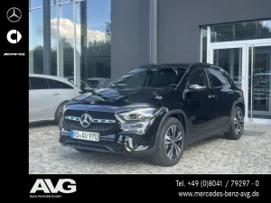 Mercedes-Benz GLA 200 Progressive Edition Pano AHK Multibeam