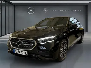 Mercedes-Benz E 300 de Limousine mit EQ Hybrid Technologie AMG