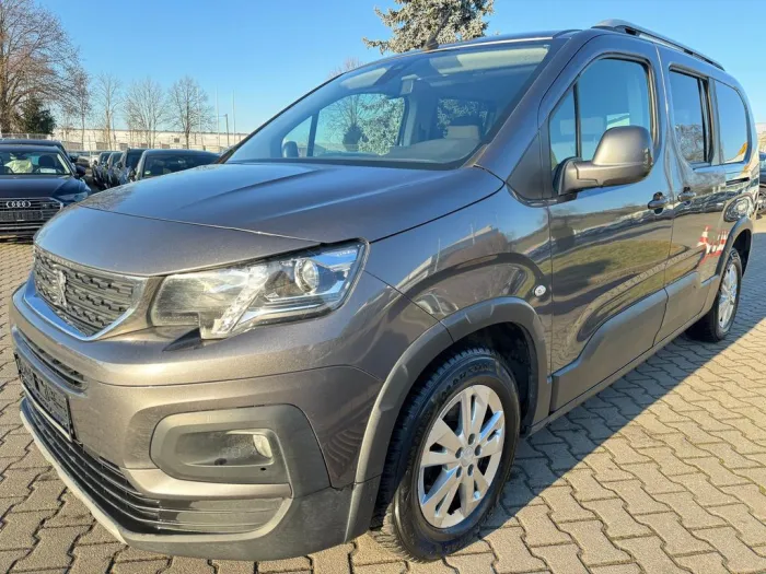Peugeot Rifter 1.5 Blue-HDI Allure XL L2 360° 7Sitze