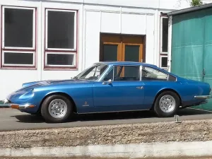 Ferrari 365 GT 2 + 2