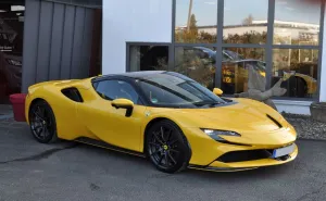 Ferrari SF90 Spider *Atelier+Giallo Triplo+Lift+Carbon*