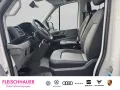 Volkswagen Crafter mittellang Hochdach 35 Kasten+Krankenfah