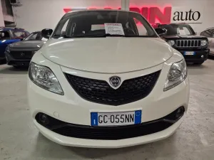 Lancia Ypsilon 1.0 FireFly 5 porte S&S Hybrid Ec
