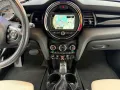 MINI COOPER Aut. LEDER PANO NAVI LED CAM 2xPDC SZHZ