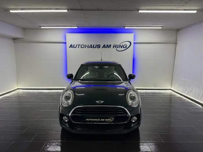 MINI COOPER Aut. LEDER PANO NAVI LED CAM 2xPDC SZHZ