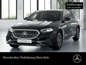 Mercedes-Benz E 220 d LED Distronic KeylessGo PTS RÃ¼ckfahrk