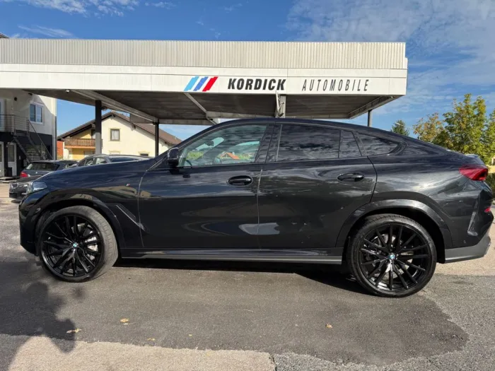 BMW X6 40d xDrive ///M-SPORT/LM22