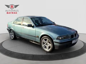 BMW 316 i SCHIEBEDACH/SERVO/TÜV/GARADE
