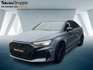 Audi RS 3 Limousine 294 kW S tronic MATRIX+Q+BLACK