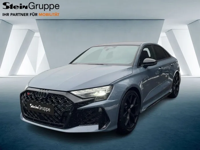 Audi RS 3 Limousine 294 kW S tronic MATRIX+Q+BLACK