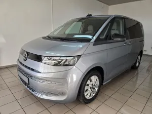 Volkswagen T7 Multivan 1.4 TSI eHybrid DCC Kamera 2x Tür