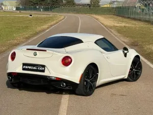 Alfa Romeo 4C 1750 TBi 