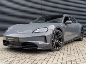 Porsche Taycan 4 Cross Turismo BOSE HD-Matrix uvm.