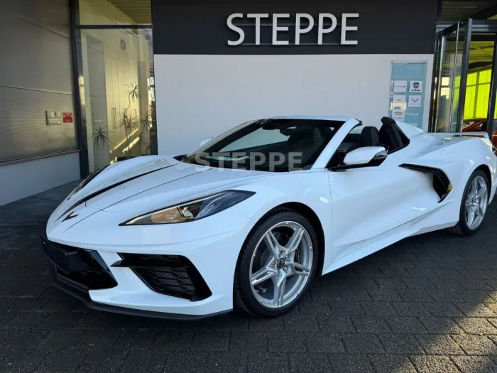 Corvette C8 Stingray Convertible 3LT EU-Modell Frontlift