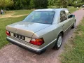 Mercedes-Benz 260E W124