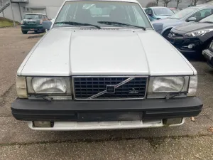 Volvo 740GLT