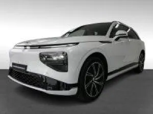 XPENG G9 MY24 AWD PERFORMANCE -DISTR-360°-NAVI-LED-SHZ