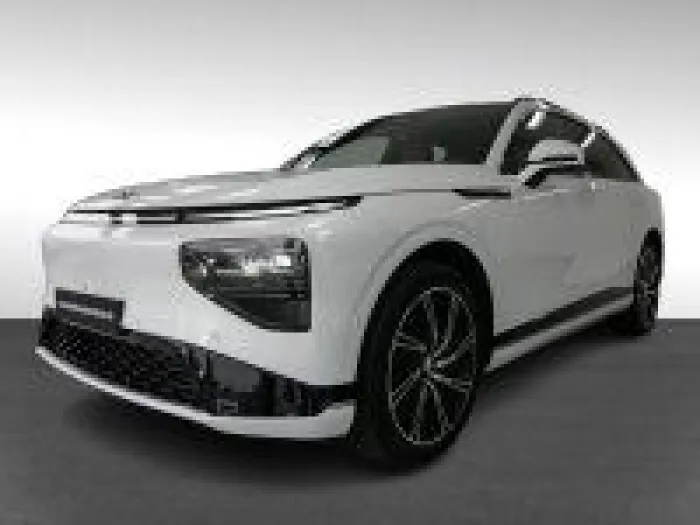 XPENG G9 MY24 AWD PERFORMANCE -DISTR-360°-NAVI-LED-SHZ