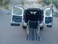 Dacia Logan pianale ribassato trasporto disabili