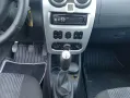 Dacia Logan pianale ribassato trasporto disabili