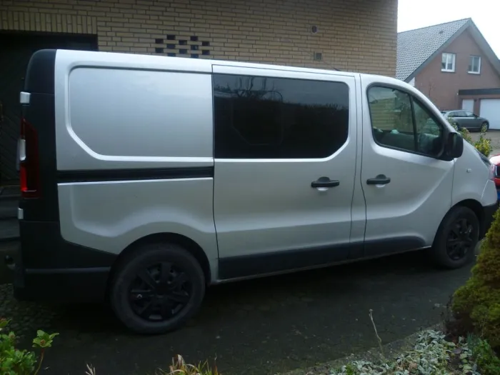 Renault Trafic L1H1/2.Hand, Kamera, Klima AHK, 6 Sitze