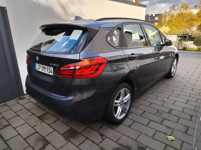 BMW 216 Active Tourer LED Automatik Kurvenlicht